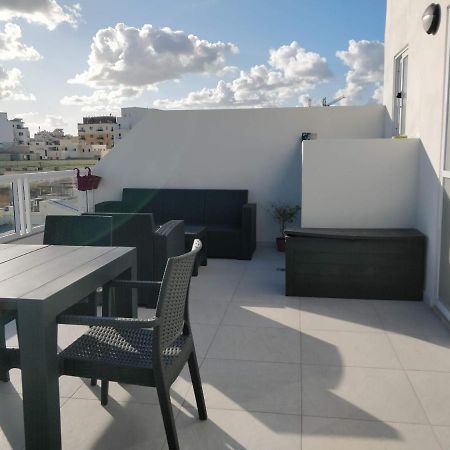 Appartement Sea View Penthouse With Large Terrace Irom1-1 à Marsaskala Extérieur photo